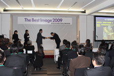 17ڂƂȂxXgC[W̉ꕗi