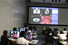 午後の部では大腸3D-CTのハンズオントレーニングが行われた。