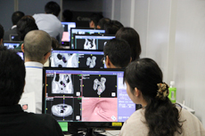 ハンズオンに使用されたAquarius iNtuition Server端末