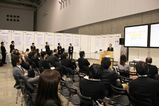 wuĂnØAgɂW̌`vł̓fƃ`[gA{