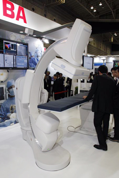 nCubhpɑΉuInfinix Celeve-i INFX-8000VvBX΁i`gj\ȃJe[epQ䂪