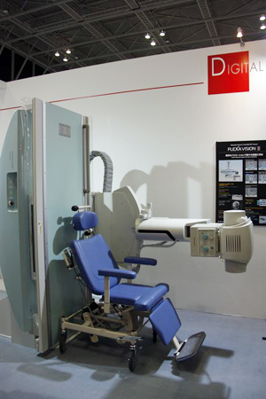 XerVXeuFLEXAVISIONvB2010NxfÕVőeܒZɚeV݂ꂽƂɔAeł̎gpWŏЉB