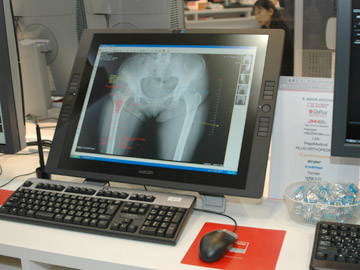 WACOM̃y^ubgɂ}ɂΉĂB