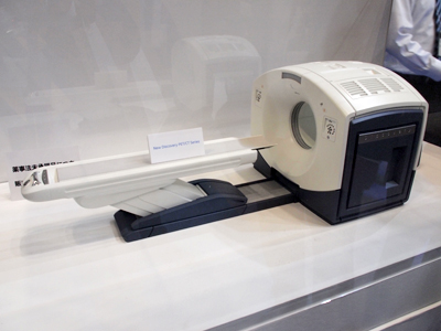 掿SUVlシuQ.Freezev𓋍ڂPET/CTi{򎖖Fj