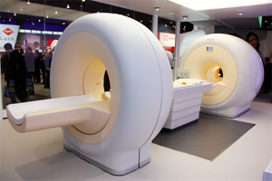 Ingenuity TF PET/MR͂łɐE4䂪ғBMRCOPET̃Kg