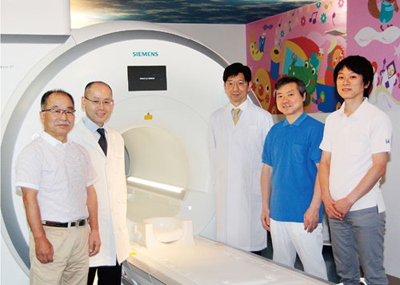 MAGNETOM SkyraƃX^bt