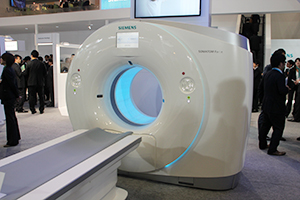 2管球CTのフラッグシップ機「SOMATOM Force」