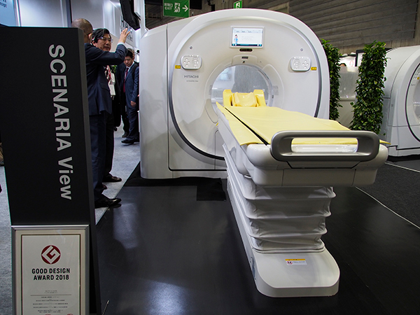 64列マルチスライスCT「SCENARIA View」は2018年度グッドデザイン賞を受賞