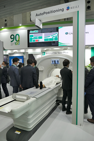 AI技術を用いたポジショニングや撮影範囲の自動設定機能を拡張した「SCENARIA View Plus」