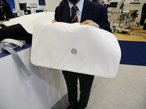 肩や膝，足首などの整形領域，心臓などの検査向けに開発された「AIR Multi-Purpose Coil」