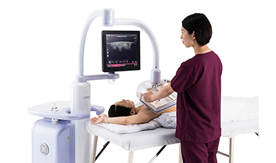 図1　乳房用超音波画像診断装置 Invenia ABUS