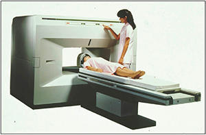 図1　日立永久磁石型MRI装置「MRP-20」（1987年）