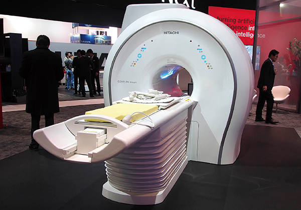 超電導型1.5T MRI「ECHELON Smart Plus」