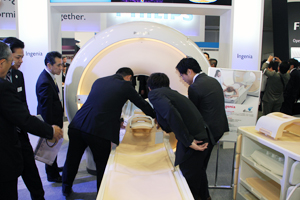 フラグシップモデル「Ingenia 3.0T」