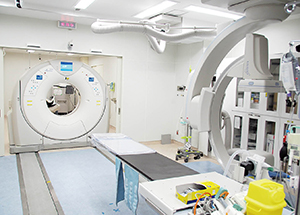 CTガントリの呼び込み時間は45秒程度と、迅速な使用ルームの変更が可能