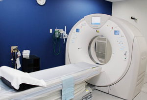 コンパクトなガントリでより安全なレイアウトが可能になったAquilion PRIME/Beyond Edition