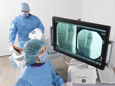 27インチ4K大画面モニタ