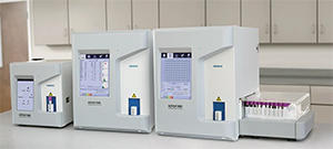 （左から） アドヴィア 360，アドヴィア 560，アドヴィア 560 AL