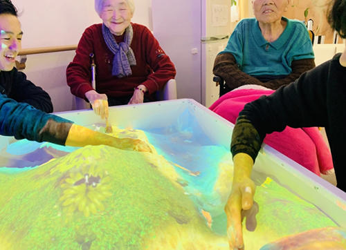 AR砂場「iSandBOX」