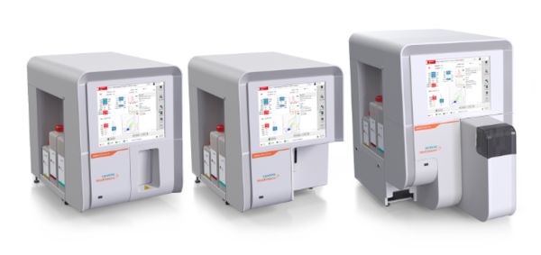 左から， Atellica HEMA 520CT 総合血液学検査装置 届出番号：13B1X10041000056 Atellica HEMA 520OT 総合血液学検査装置 届出番号：13B1X10041000057 Atellica HEMA 530 総合血液学検査装置 届出番号：13B1X10041000055