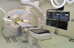 血管造影室のIVR-ADCT装置