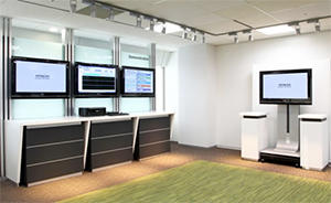 「イノベーションスクエア」内のプレゼンテーションエリア