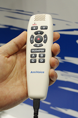 開発を進めている自社製ハンドマイク