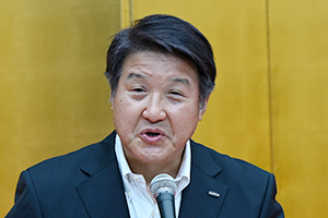 川原芳博 氏（富士フイルムメディカル）