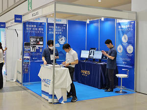 クラウドネイティブのPACS「LOOKREC」を核にした製品を展示したエムネスブース