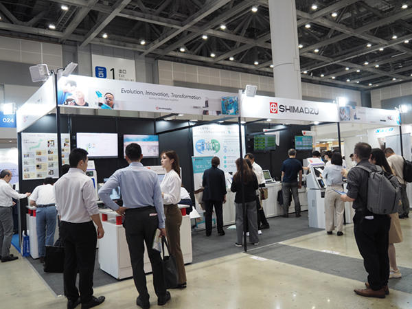 島津グループでは，患者と医療従事者に寄り添った診療環境の構築を支援