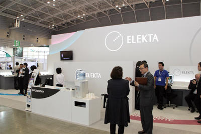 PCによるデモを中心としたエレクタブース