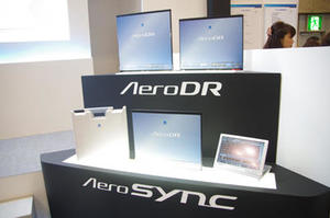 アナログ回診車をデジタル化するAeroDRとAeroSyncの製品構成