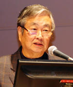 土井邦雄氏（シカゴ大学名誉教授・群馬県立県民健康科学大学）