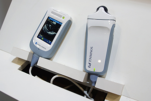 手のひらサイズの超音波診断装置SONIMAGE P3