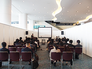 電子ポスタープレゼンテーションブース