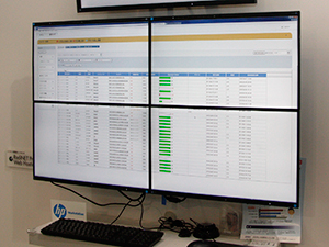 画面上のバックライトメーターを見れば，院内すべてのモニタの輝度を確認できる