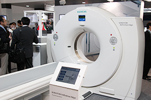 “TwinBeam Dual Energy”を搭載するシングルCTの最上位機種「SOMATOM Definition Edge」