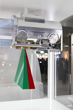 金とスズのフィルタで2つのエネルギービームを生成するTwinBeam Dual Energy