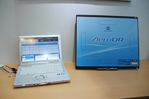 コニカミノルタ社のDRコンソール「CS-7」にビルドインされた「ACTRIS ver.2」。