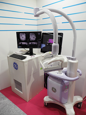 デンスブレスト（高濃度乳腺）に対する乳がん検診で活躍が期待されている乳房用超音波画像診断装置「Invenia ABUS」