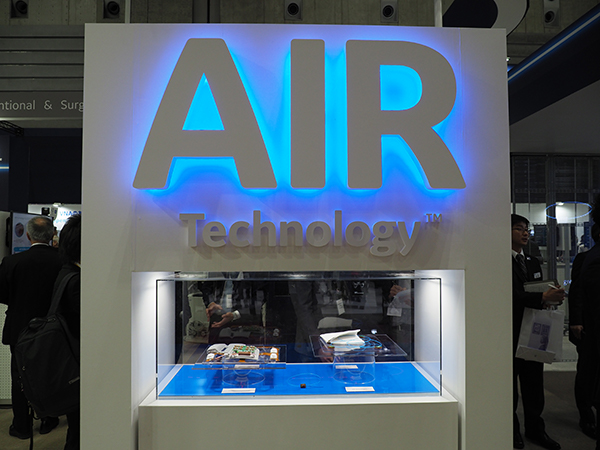 “INCAワイヤ”など“AIR Technology”の革新的な技術を展示