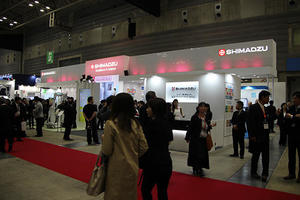 島津製作所ブース