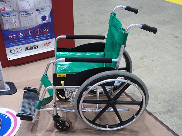 磁性体センサー「MagfhyⅡ」にも対応可能な車椅子も扱っている