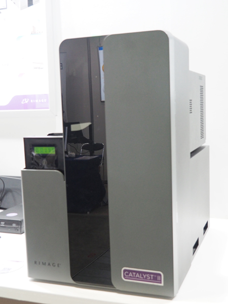 産業用大型機を医療用にコンパクト化した「MDS-6000」