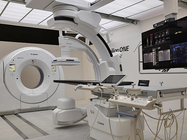 血管撮影装置「Alphenix Sky+」とADCT「Aquilion ONE」を組み合わが追加されたアンギオCT