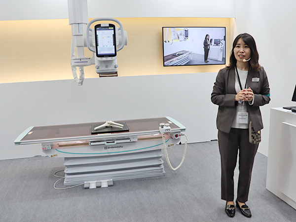 一般撮影装置「RADspeed Pro SR5 Version」