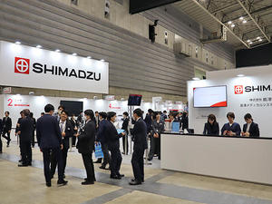 島津製作所ブース