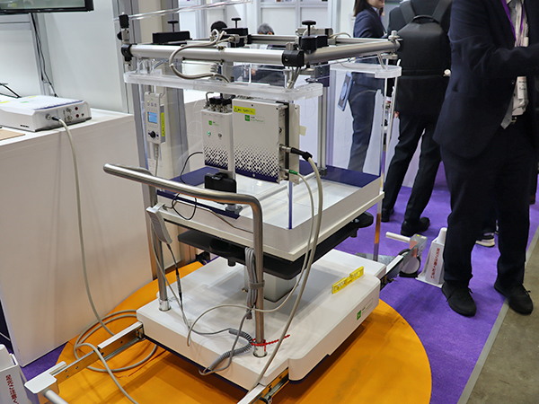 3D水ファントムシステム「myQA Blue Phantom3」