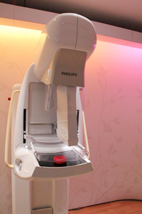 フォトンカウンティングを搭載した「MicroDose Mammography」