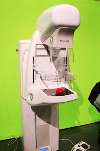 スペクトラル情報の収集が可能な「MicroDose mammography SI」